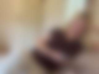 Live cam show with DawneWeisenstein - Body Massage on Camsoda