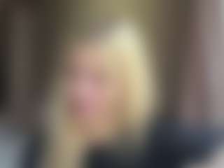 Live cam show with DawneWeisenstein - Body Massage on Big Tits
