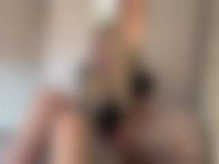 Live cam show with DawneWeisenstein - HD on Milfs Live
