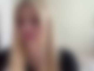 Live cam show with DawneWeisenstein - Drinking on Camsoda
