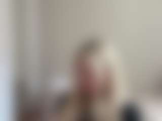 Live cam show with DawneWeisenstein - Drinking on Camsoda