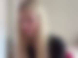 Live cam show with DawneWeisenstein - Cute on madthumbs