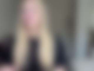 Live cam show with DawneWeisenstein - Spank on Camsoda
