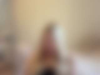 Live cam show with DawneWeisenstein - Bikini on crypto-cams