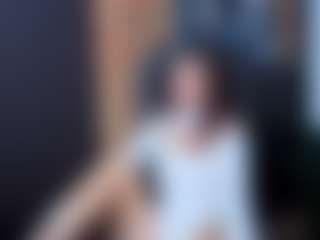Live cam show with Doris-Kenller - New Big Tits on StripNow