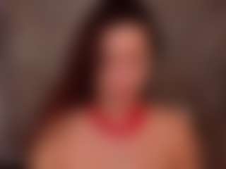 Live cam show with Doris-Kenller - Twerk on Dolls Live