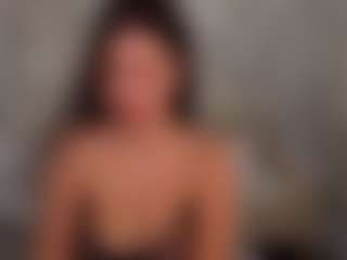 Live cam show with Doris-Kenller - Petite on nudelive.tv