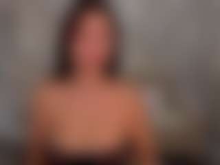Live cam show with Doris-Kenller - Domination on CamClone