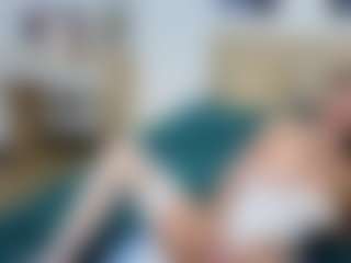 Live cam show with Doris-Kenller - Domination on Dolls Live
