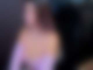 Live cam show with Doris-Kenller - College on friskycurves.com