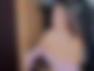 Live cam show with Doris-Kenller - Upskirt on makecum.org