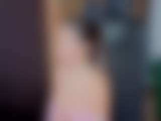 Live cam show with Doris-Kenller - Upskirt on iamadamtest123.com