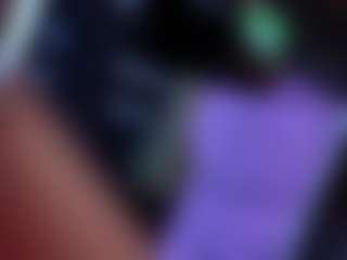 Live cam show with Doris-Kenller - Normal on madthumbs