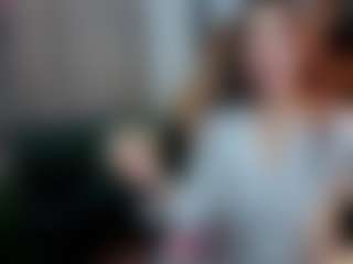 Live cam show with Doris-Kenller - Brown Hair on Camsoda