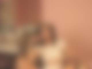 Live cam show with Doris-Kenller - Ass Bouncing on SxyPornLive