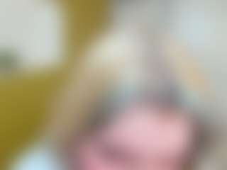 Live cam show with FrancescaParzych - Average on eurowanks.com