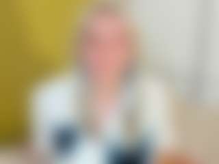 Live cam show with FrancescaParzych - Blue Eyes on live18s.com