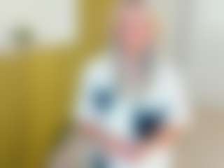 Live cam show with FrancescaParzych - Average on Camversity