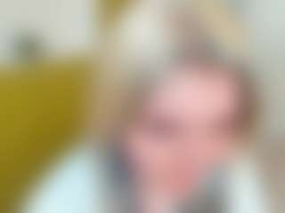 Live cam show with FrancescaParzych - Average on Sweet Sext