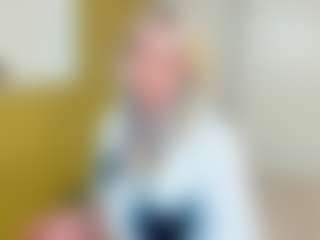 Live cam show with FrancescaParzych - Average on googirlz