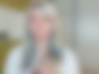 Live cam show with FrancescaParzych - Blonde Hair on mypornchat.com
