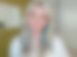 Live cam show with FrancescaParzych - Ass Clapping on SpunkLive