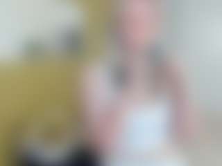 Live cam show with FrancescaParzych - Blue Eyes on Camsoda