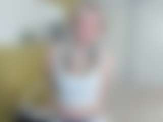 Live cam show with FrancescaParzych - Blue Eyes on Camsoda