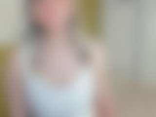 Live cam show with FrancescaParzych - Blue Eyes on Camsoda