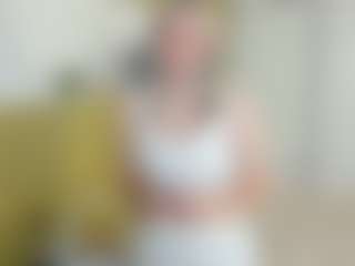 Live cam show with FrancescaParzych - Blue Eyes on Camsoda