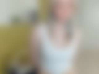 Live cam show with FrancescaParzych - Blue Eyes on Camsoda