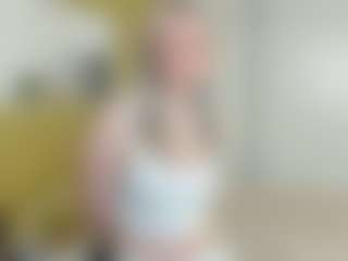 Live cam show with FrancescaParzych - Blue Eyes on Camsoda