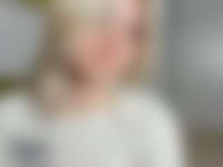 Live cam show with FrancescaParzych - Ass Clapping on CamSodaAdn