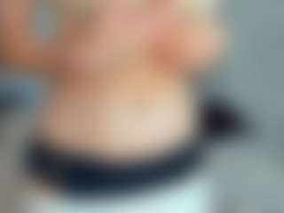 FrancescaParzych's Live Sex Cam Show