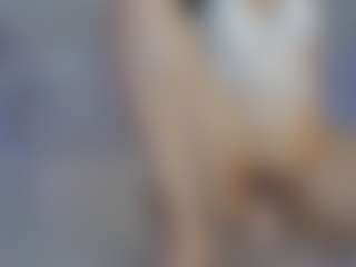 Live cam show with IssabelVoss - New Brown Eyes on Camsoda