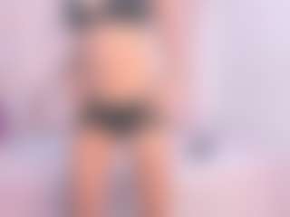 Live cam show with Kattyasm - Handjob on Camsoda