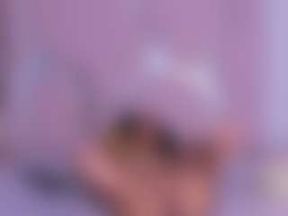 Live cam show with Kattyasm - Striptease on luckytryst.com