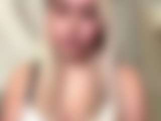 KishaBocchini's Live Sex Cam Show