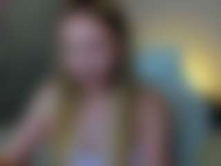 LindaBloomss's Live Sex Cam Show
