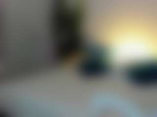 LindaBloomss's Live Sex Cam Show