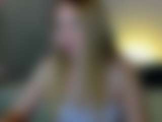 LindaBloomss's Live Sex Cam Show