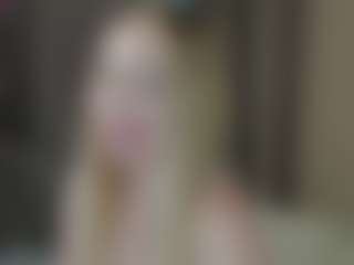 Live cam show with LindaBloomss - Fingering on Cam Slut
