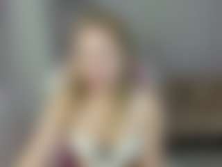 LindaBloomss's Live Sex Cam Show