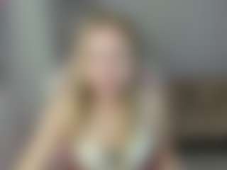 Live cam show with LindaBloomss - New Young Adult on LiveSexCams6