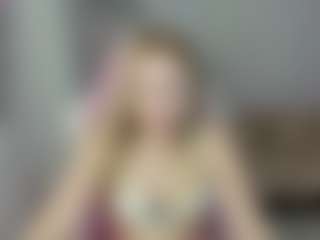 Live cam show with LindaBloomss - Tease on EXY