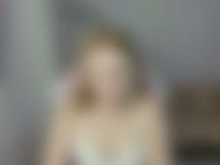 Live cam show with LindaBloomss - Small Tits on Fit Hotties
