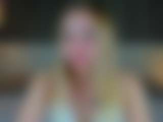Live cam show with LindaBloomss - Green Eyes on Camsoda