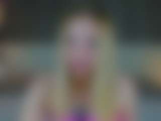 LindaBloomss's Live Sex Cam Show