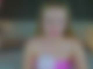 Live cam show with LindaBloomss - Tattoos Young Adult on Camsoda
