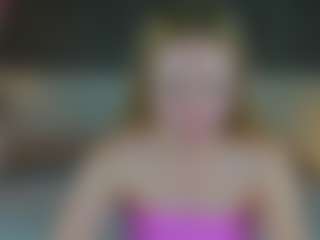 LindaBloomss's Live Sex Cam Show